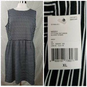 New Simply Styled Dress size XL Sheath career